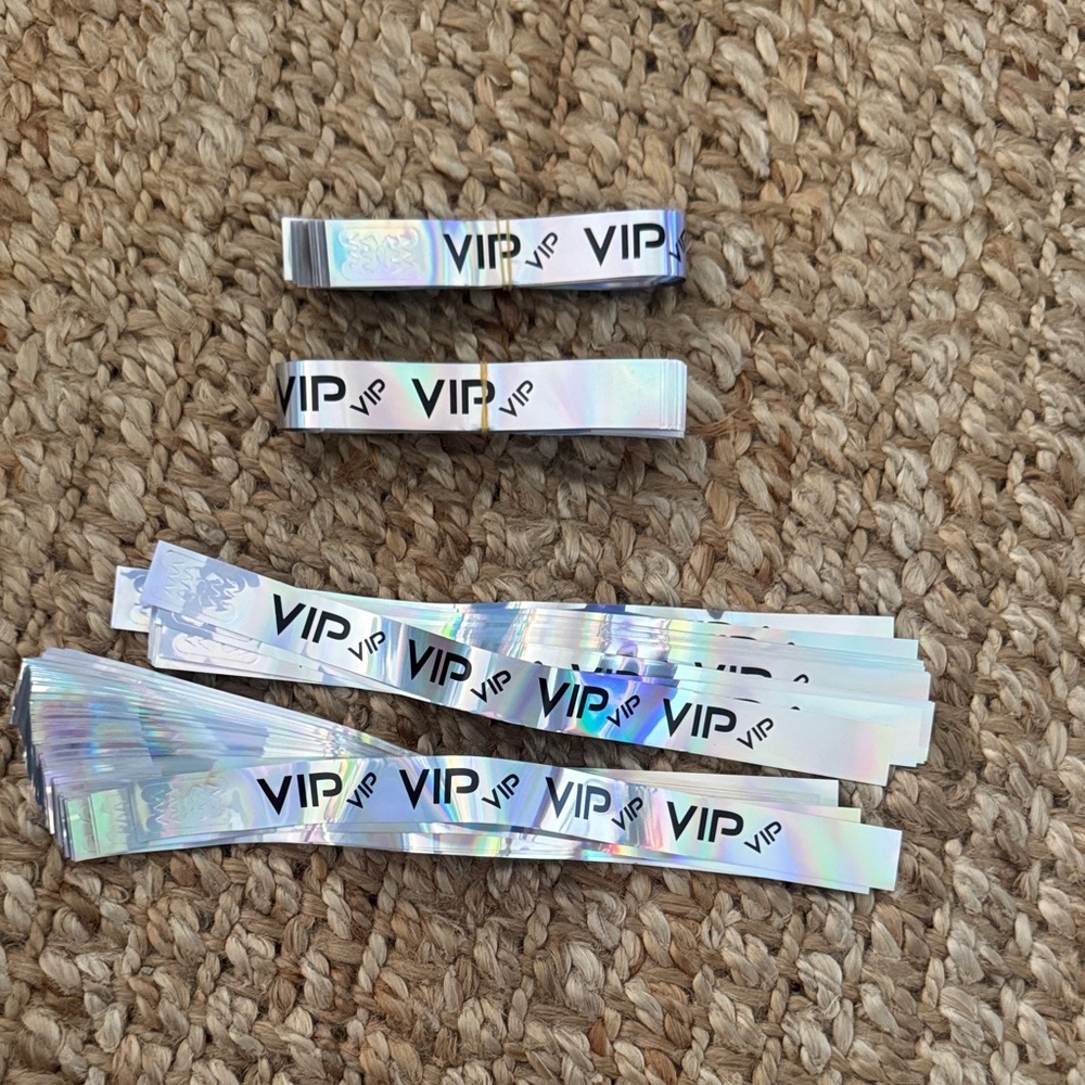 VIP Holographic Party Wristbands - Silver Bundle of 100 +